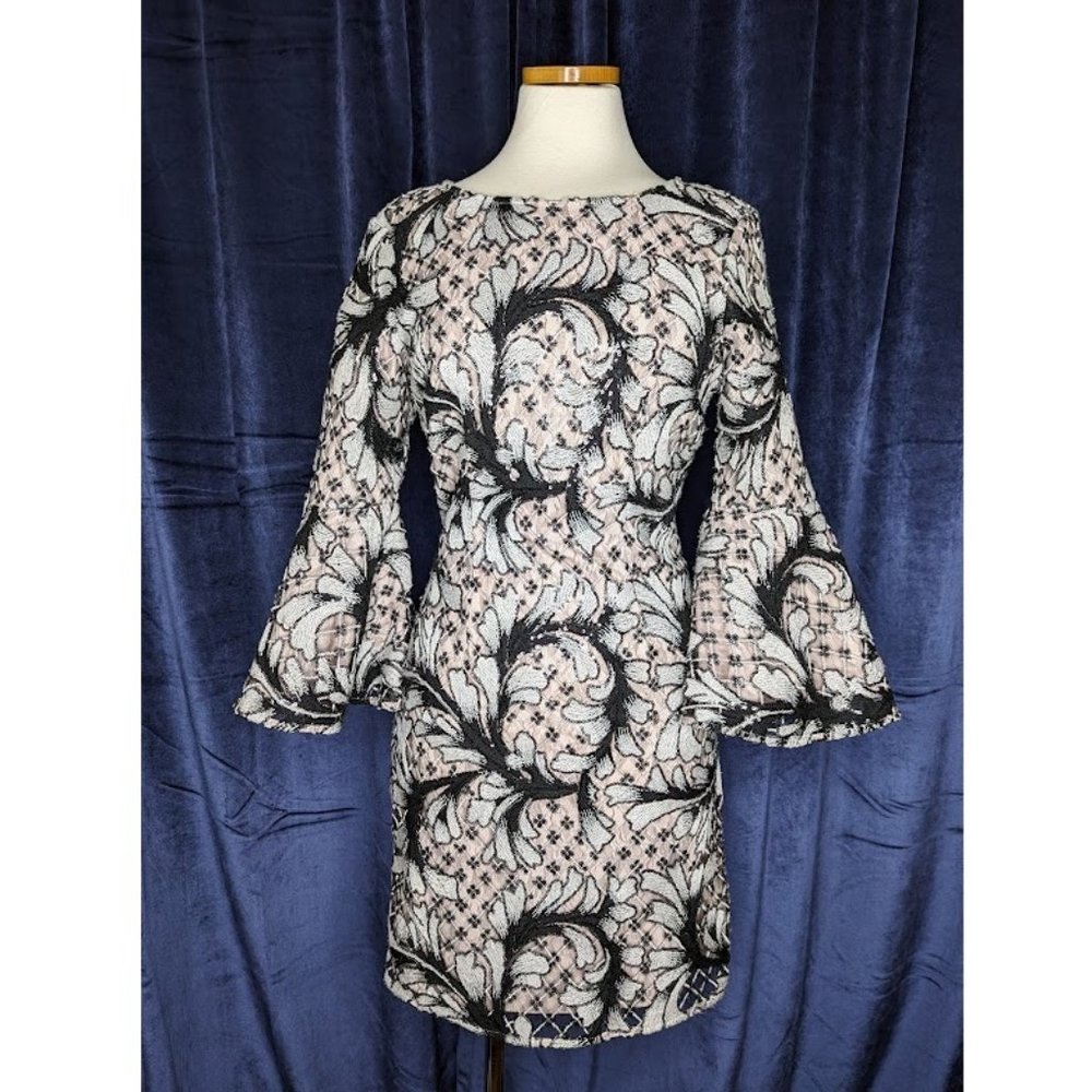 Badgley Mischka Belle Sequin Dress Size 4